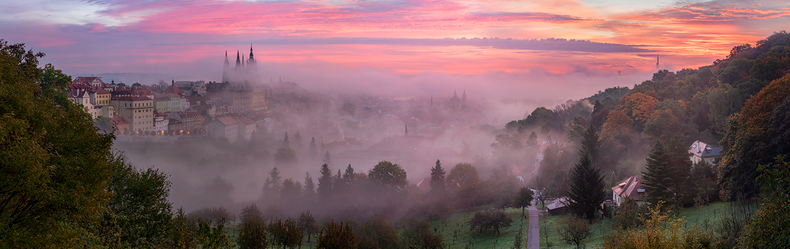 Panorama pražské kotliny