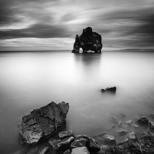 Hvítserkur, skála v moři