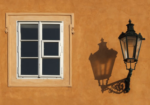 Lampa a okno