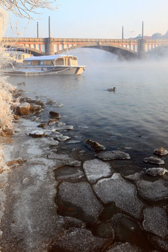 Fotografie – Ledové kry u Mánesova mostu