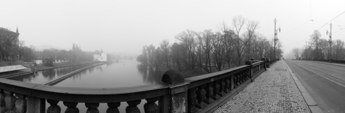 Fotografie – Panorama z mostu Legií