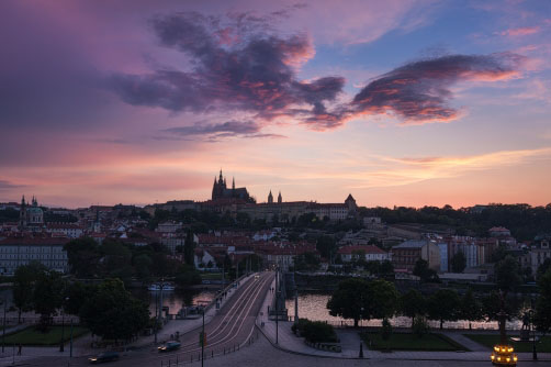 Pražský hrad a Mánesův most
