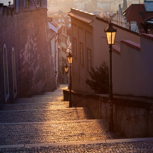 Fotografie – Prosluněné nové zámecké schody