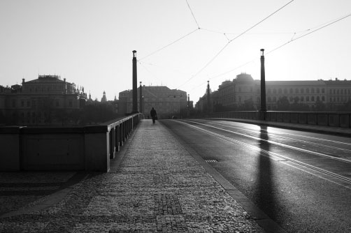 Ráno na Mánesově mostě