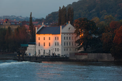 Sovovy mlýny, východ slunce